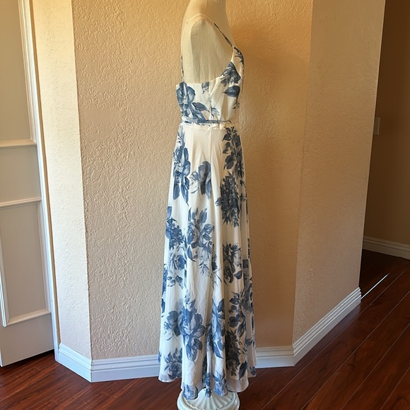 Lulu’s Off White/Cream and Blue Floral Print Wrap Maxi Dress - Picture 6 of 13